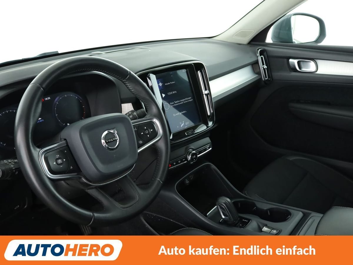 Volvo XC40 2.0 D3 Momentum Pro 2WD Aut. LED NAVI TEMPO foto 11