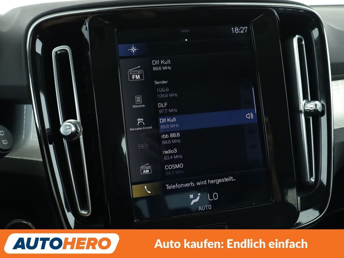 Volvo XC40 2.0 D3 Momentum Pro 2WD Aut. LED NAVI TEMPO foto 21