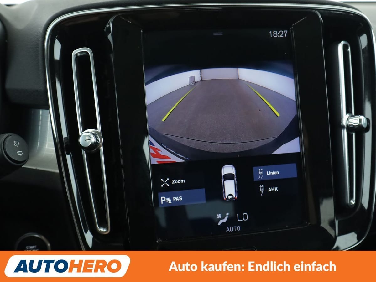 Volvo XC40 2.0 D3 Momentum Pro 2WD Aut. LED NAVI TEMPO foto 23