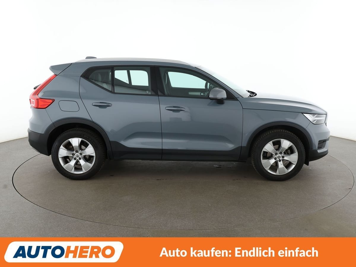 Volvo XC40 2.0 D3 Momentum Pro 2WD Aut. LED NAVI TEMPO foto 7
