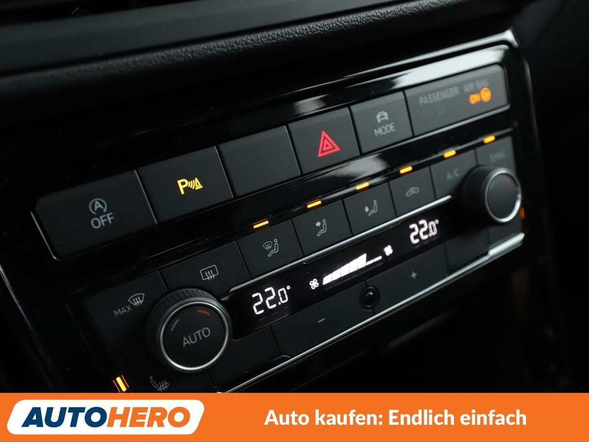 Volkswagen T-Cross 1.0 TSI Style Aut. *R-LINE*VC*LED*SHZ* foto 25