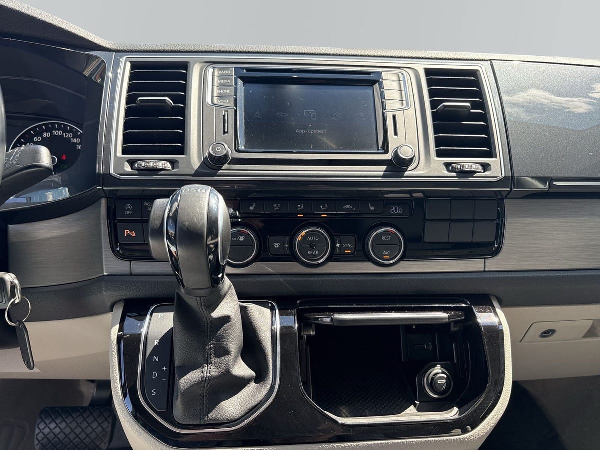 Volkswagen T6 California Ocean Edition foto 8