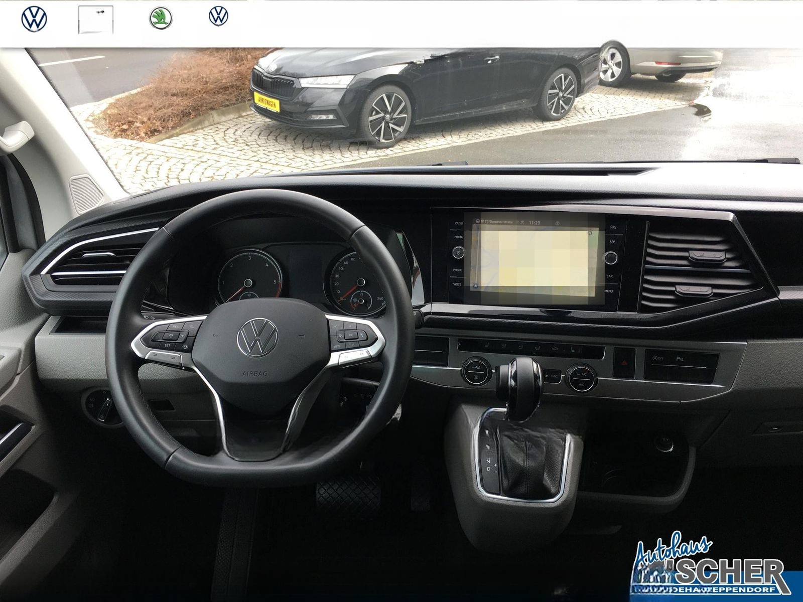 Volkswagen T6.1 Caravelle 2.0TDI DSG 8S KR LED NAVI 2xSTür foto 6