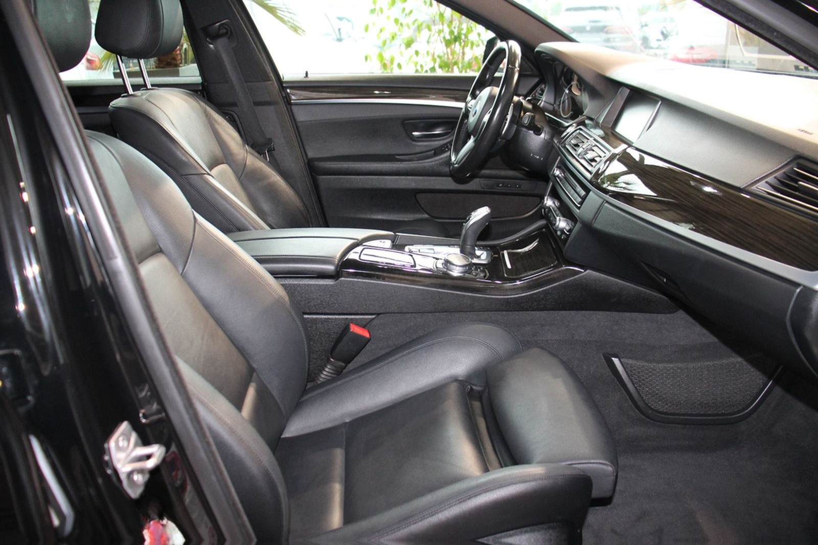BMW M550d xDrive 2.Hand ACC HUD Kamera Xenon Leder foto 15