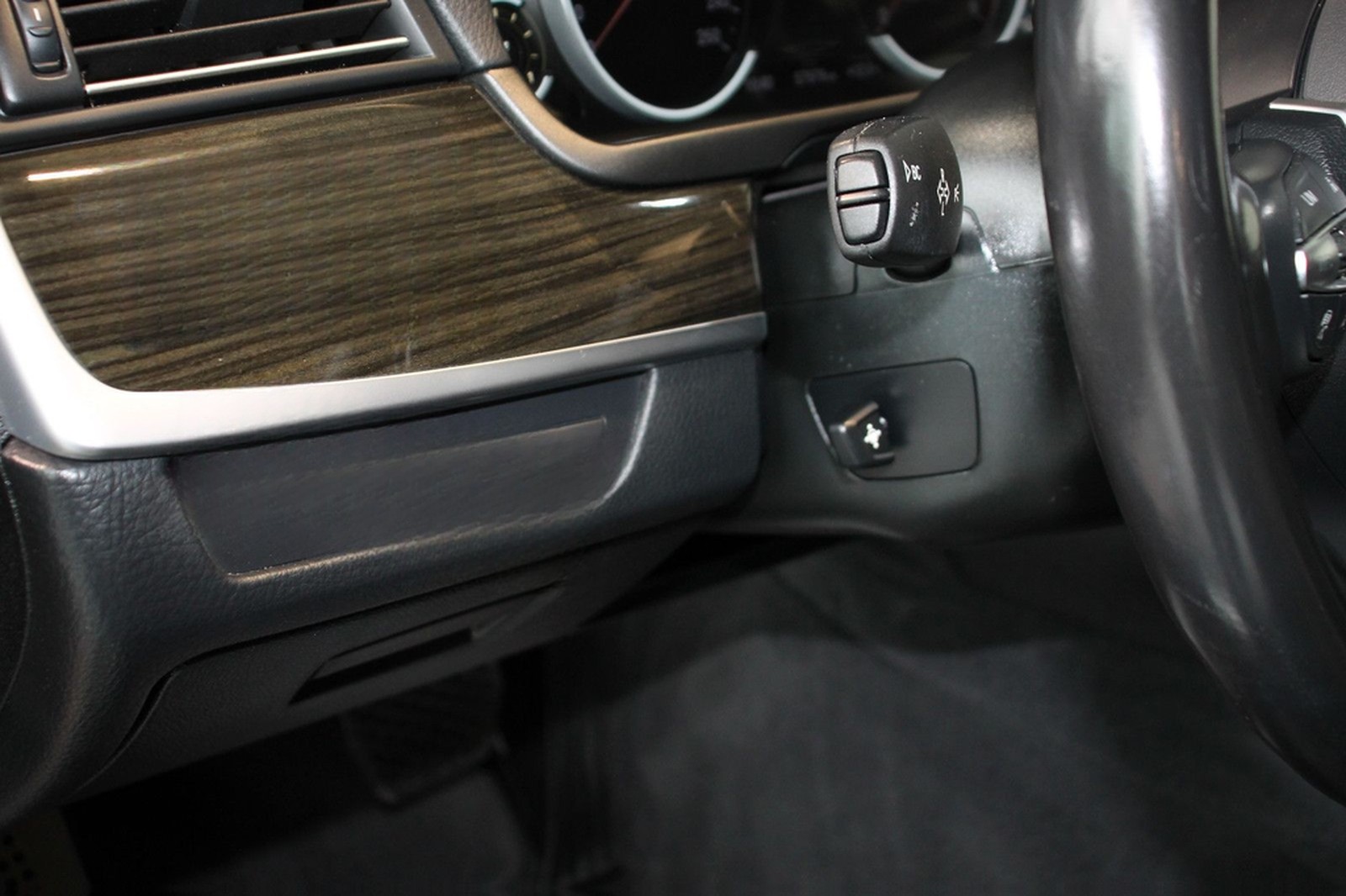 BMW M550d xDrive 2.Hand ACC HUD Kamera Xenon Leder foto 9