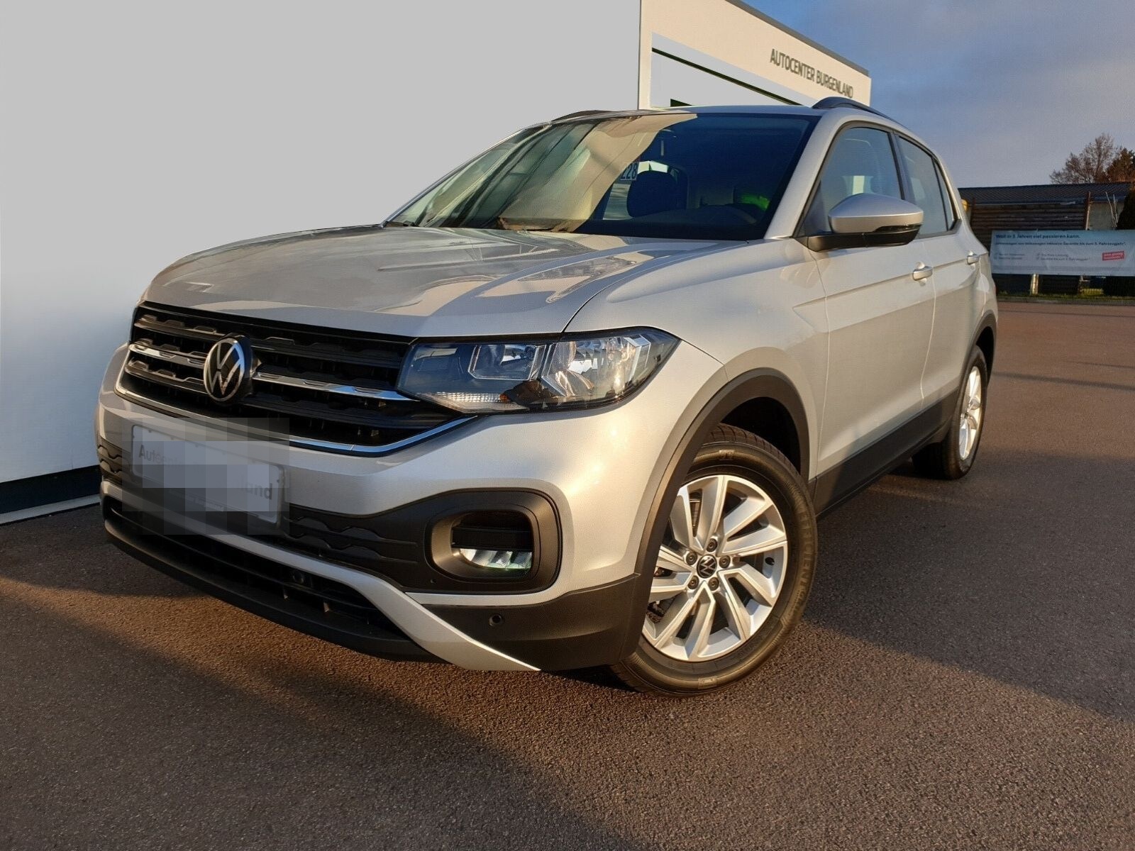 Volkswagen T-Cross  1.5 TSI Life DSG KLIMA+DAB+PDC+SHZ foto 2