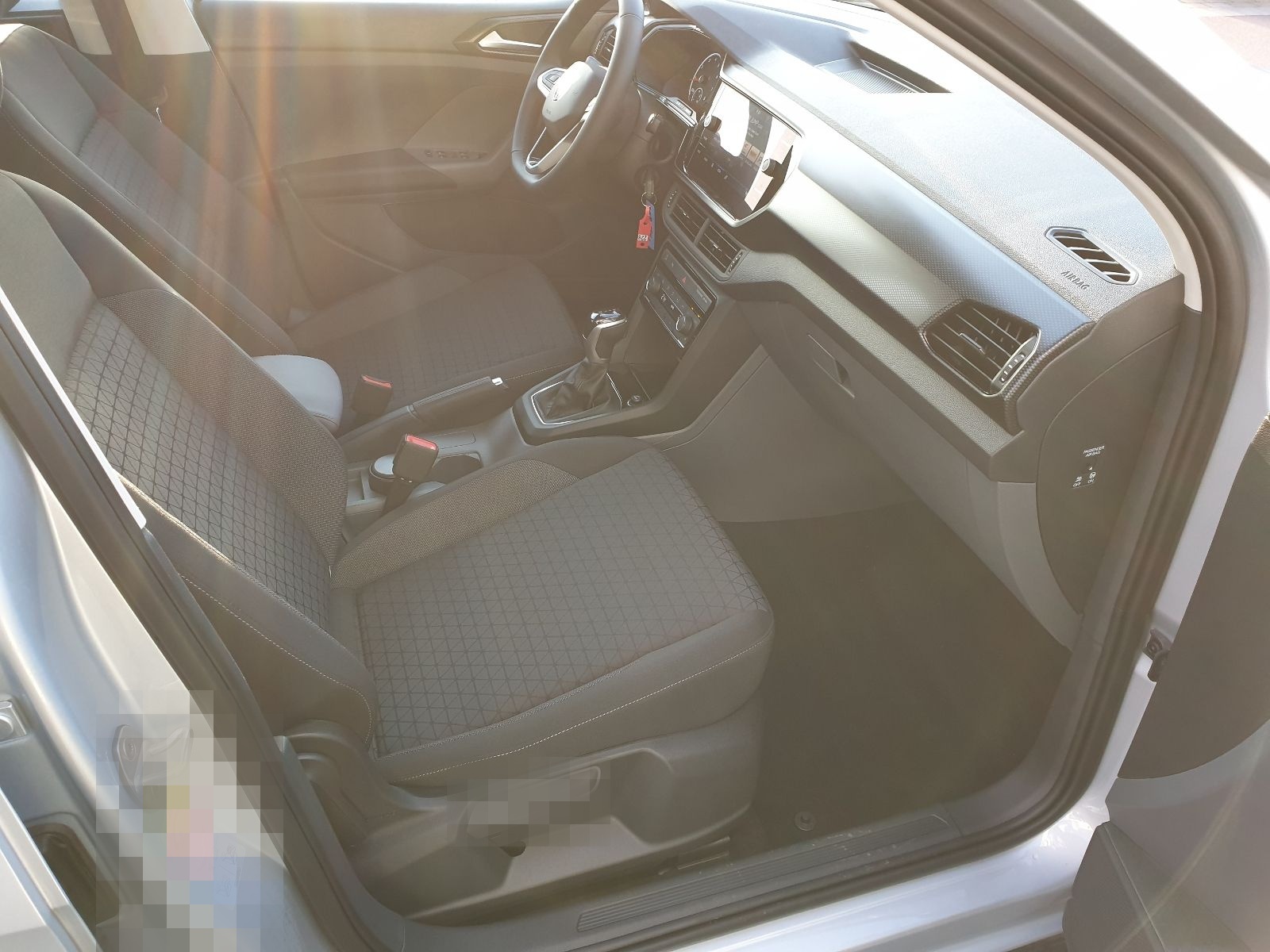 Volkswagen T-Cross  1.5 TSI Life DSG KLIMA+DAB+PDC+SHZ foto 23