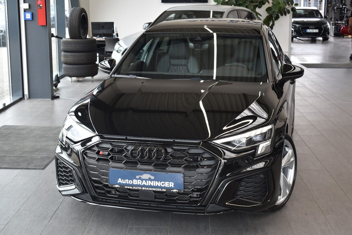 Audi S3 Limo 2.0TFSI quattro LED~Virtual~RFK~Pano~B&O