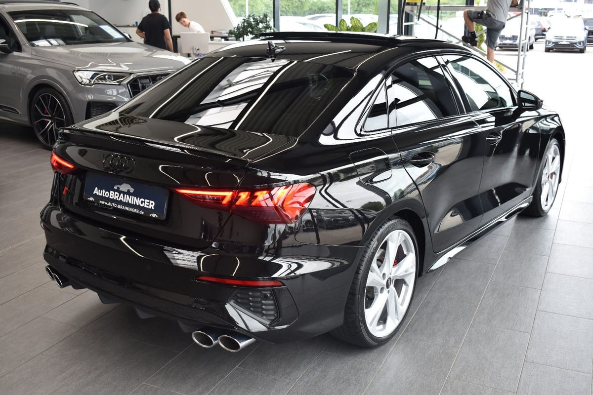 Audi S3 Limo 2.0TFSI quattro LED~Virtual~RFK~Pano~B&O foto 2