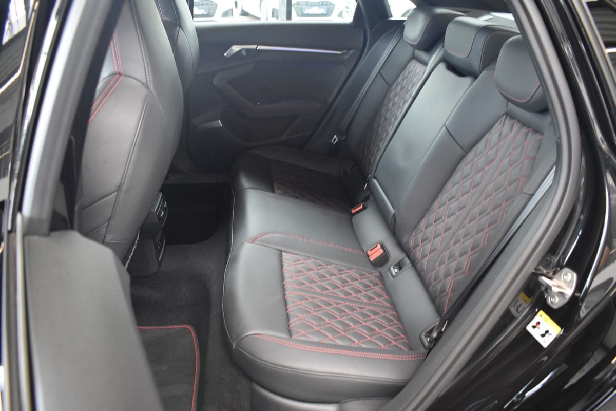Audi S3 Limo 2.0TFSI quattro LED~Virtual~RFK~Pano~B&O foto 11