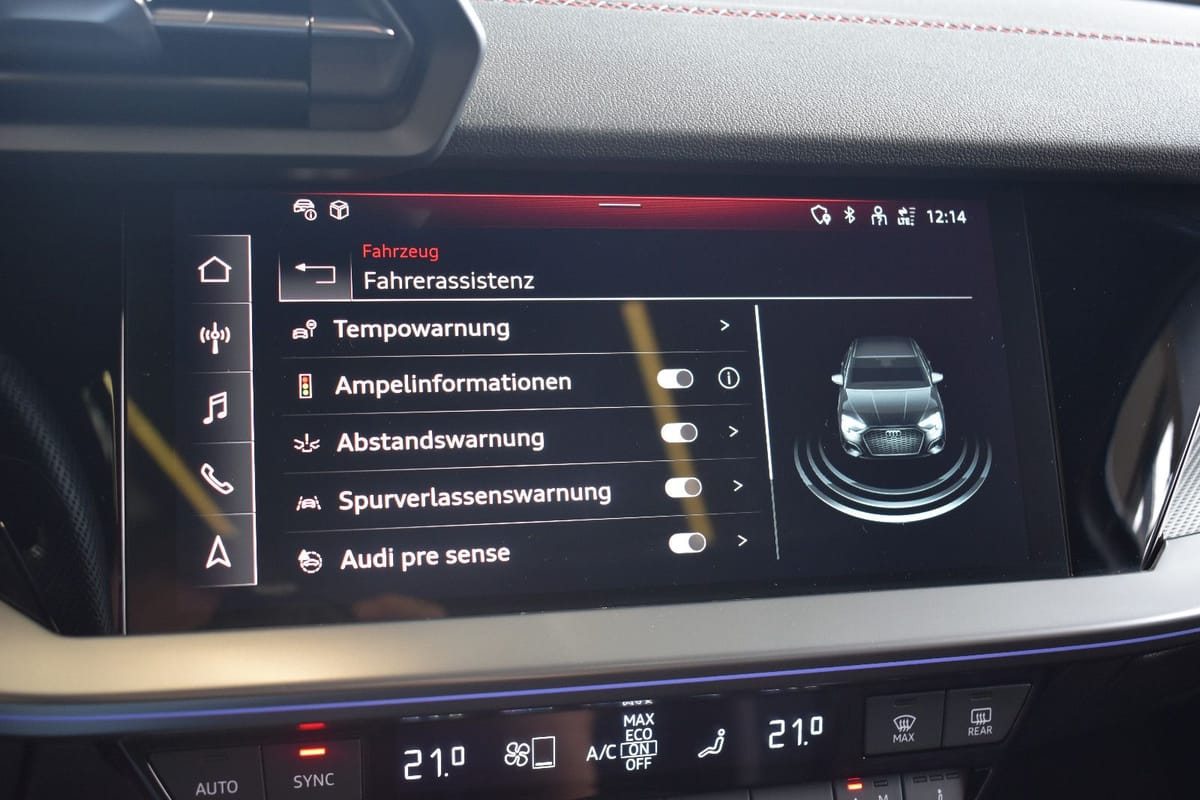 Audi S3 Limo 2.0TFSI quattro LED~Virtual~RFK~Pano~B&O foto 18