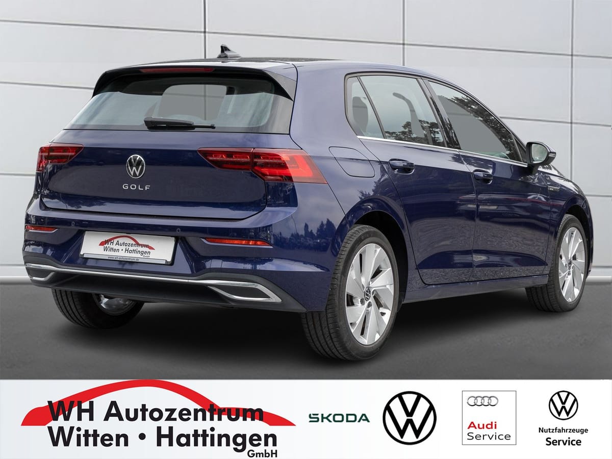 Volkswagen Golf VIII 1.5 TSI Style IQ.Light NaviPro Keyless foto 2