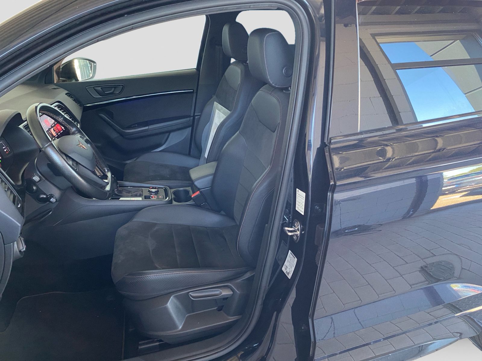 Cupra Ateca 2.0TSI DSG 4Drive LED ACC AHK Navi Kessy foto 10