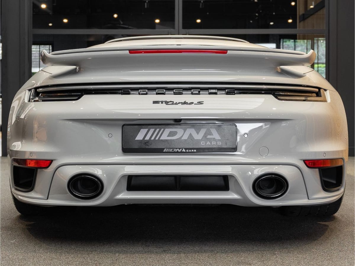 Porsche 992 992 Turbo S Cabrio Sport Design Burmester Tu foto 4