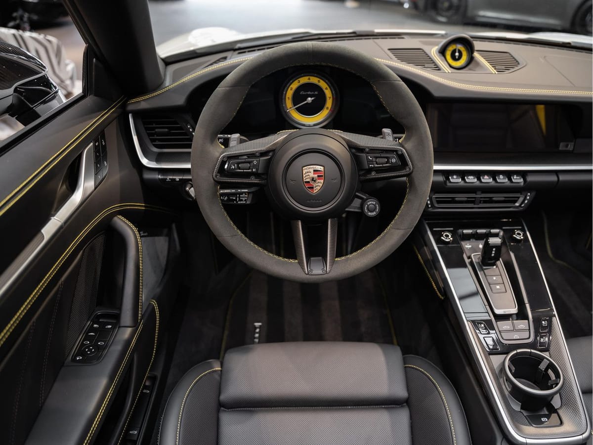Porsche 992 992 Turbo S Cabrio Sport Design Burmester Tu foto 9