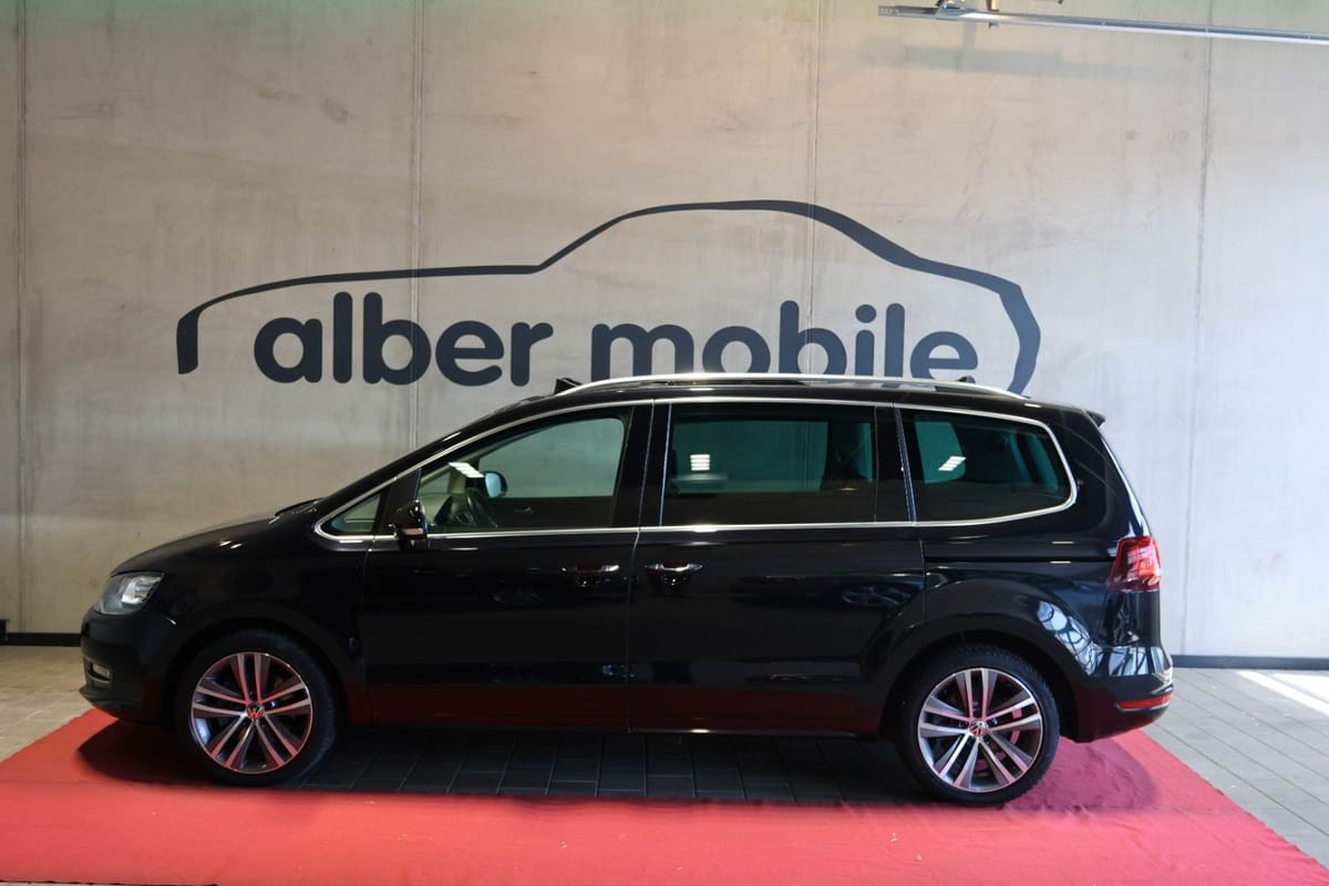 Volkswagen Sharan Highline Pano AHK Kam Alcantara 7-Sitze foto 2