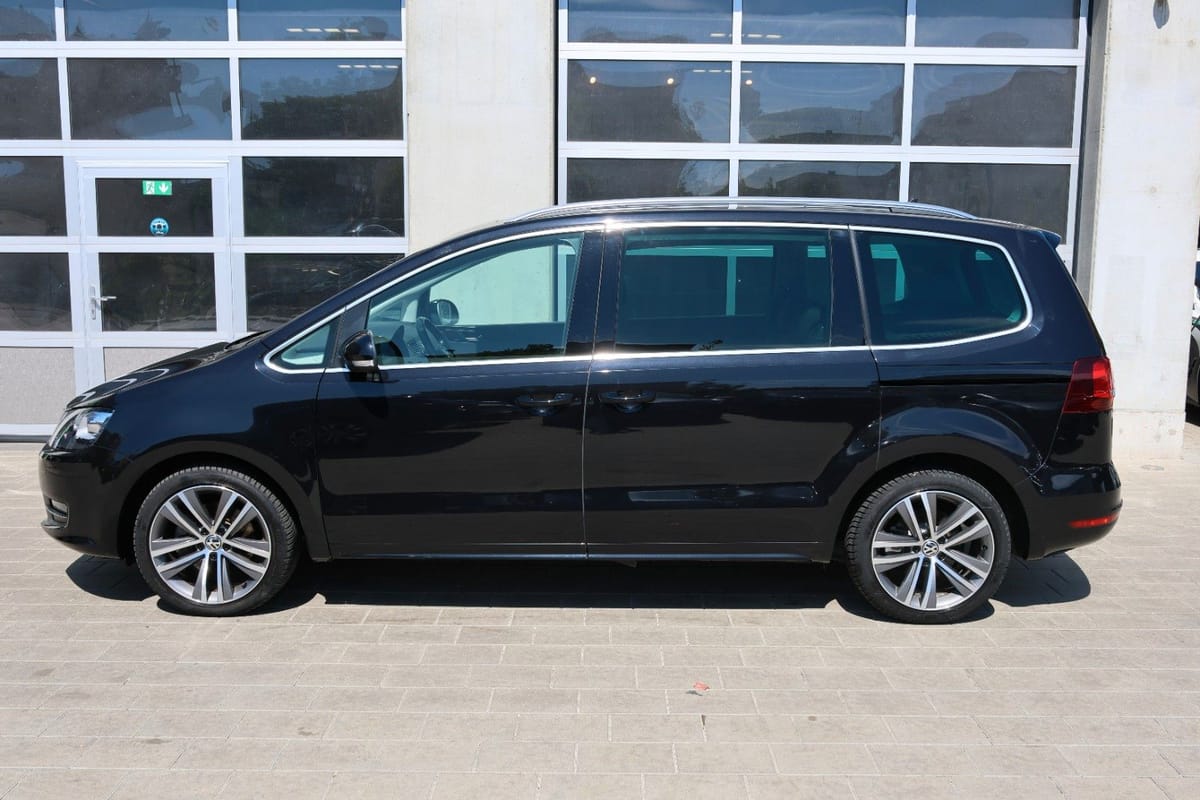 Volkswagen Sharan Highline Pano AHK Kam Alcantara 7-Sitze foto 23