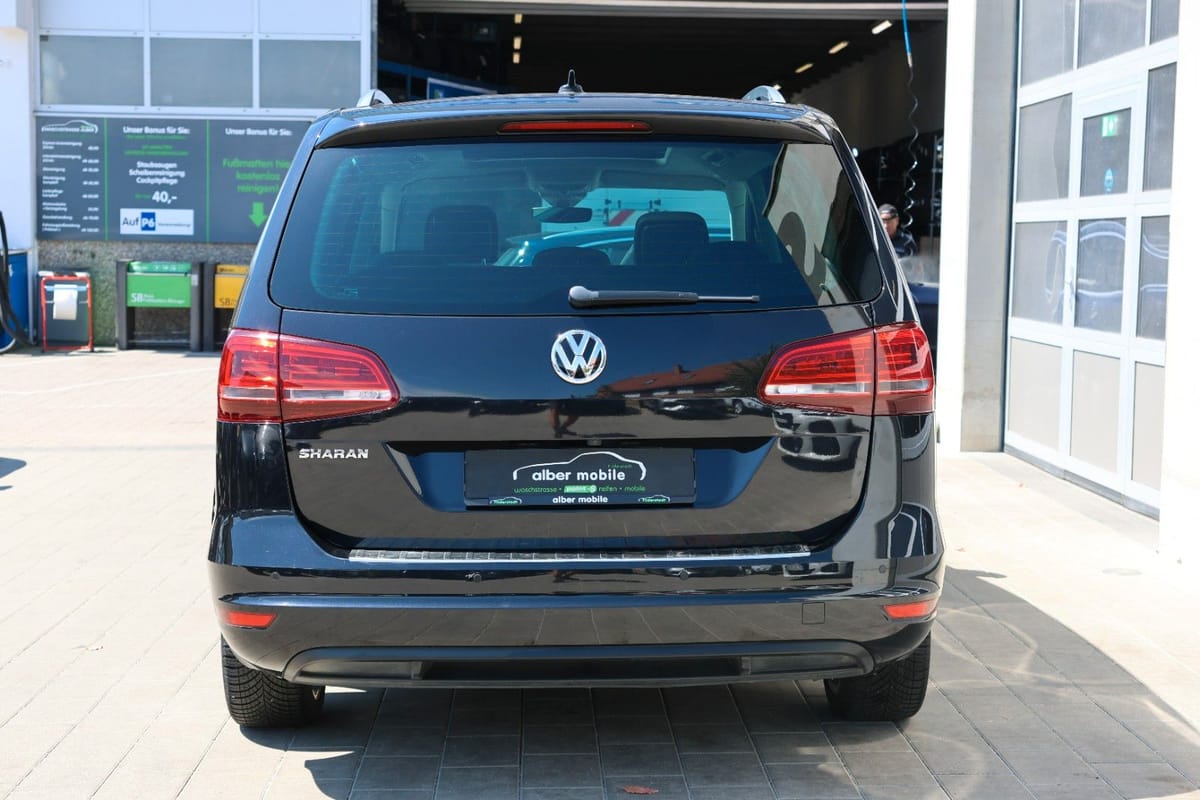 Volkswagen Sharan Highline Pano AHK Kam Alcantara 7-Sitze foto 24