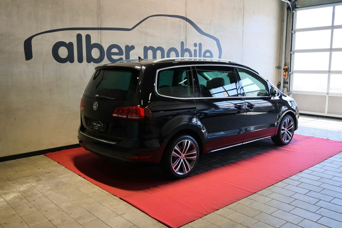 Volkswagen Sharan Highline Pano AHK Kam Alcantara 7-Sitze foto 5