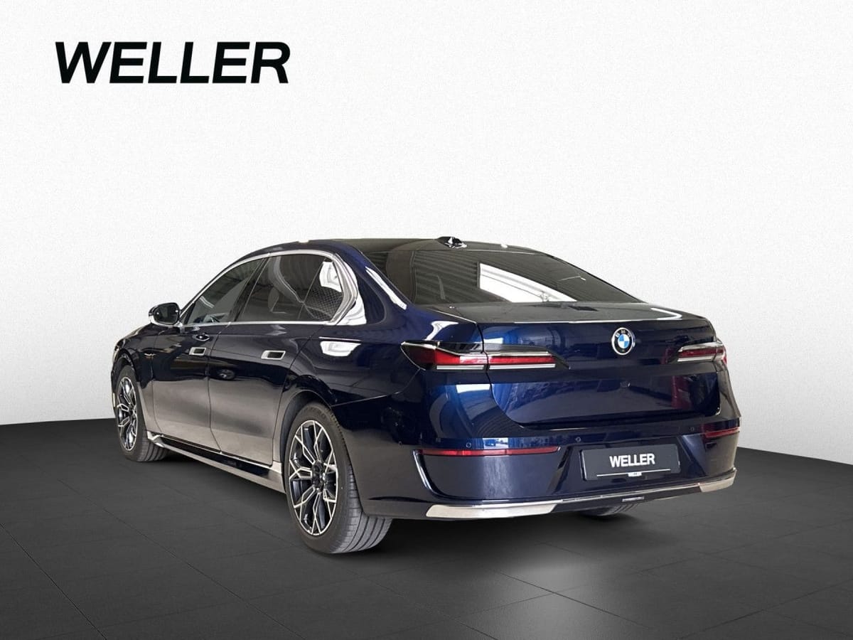 BMW 740d xD DAPr ExecutiveLo Fond Entertainment Sthz foto 9
