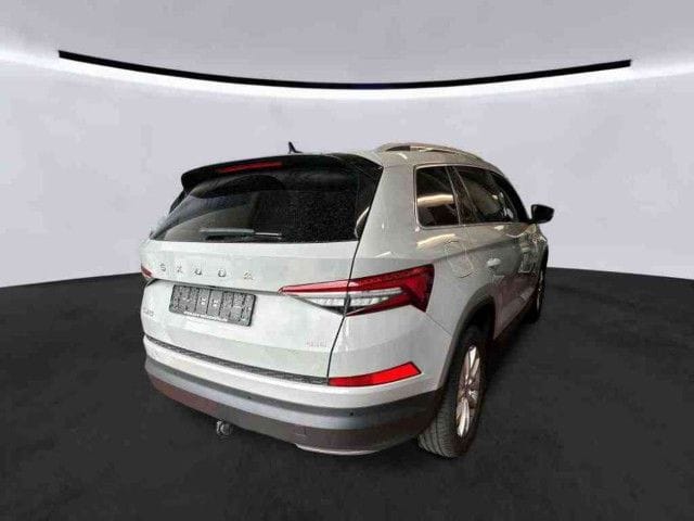 Skoda Kodiaq Style 2.0TSI 4x4 DSG LED Navi RFK ACC AHK foto 3