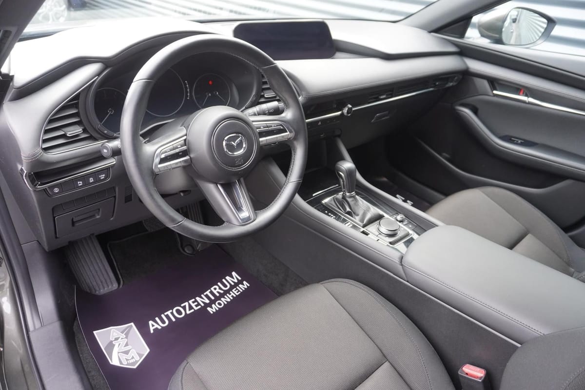 Mazda 3 AUTOMATIK|KAMERA|TEMPOMAT|HEAD-UP|APPLE|NAVI foto 13