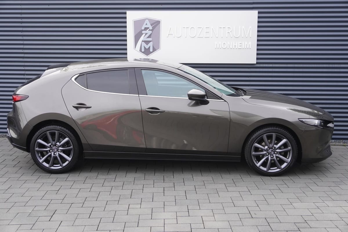 Mazda 3 AUTOMATIK|KAMERA|TEMPOMAT|HEAD-UP|APPLE|NAVI foto 5