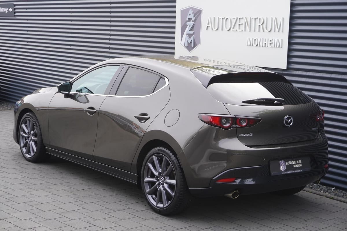 Mazda 3 AUTOMATIK|KAMERA|TEMPOMAT|HEAD-UP|APPLE|NAVI foto 8