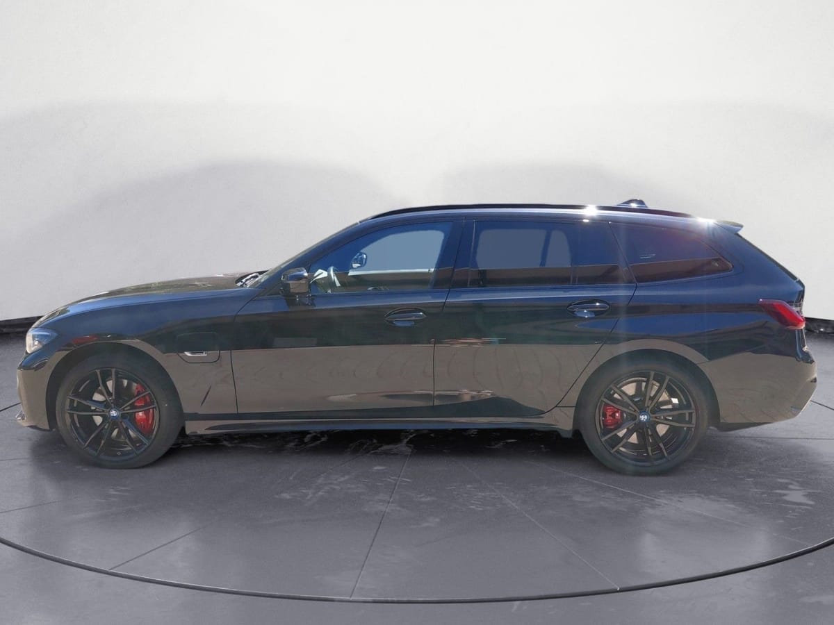 BMW 330e xDrive Touring M Sport A. Sport Aut. AHK foto 4