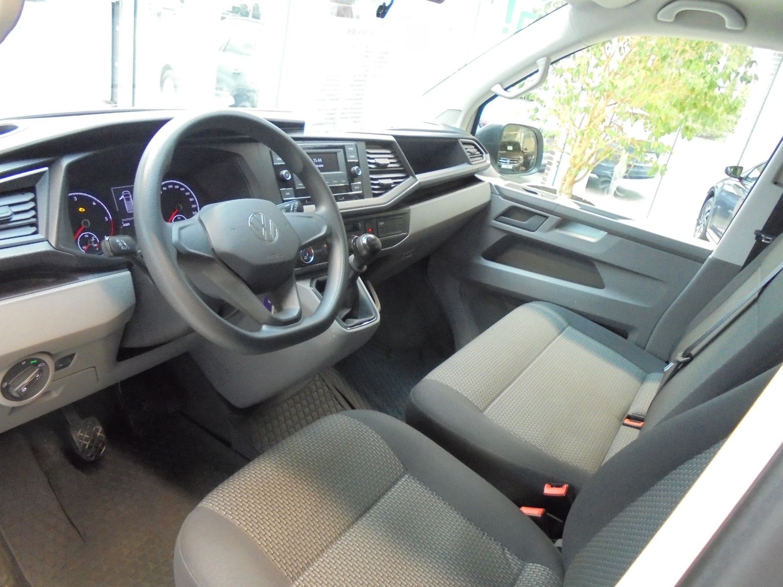 Volkswagen T6.1 Kombi 9-Sitzer/Klima/P/GJR/Gummiboden/Reser foto 4
