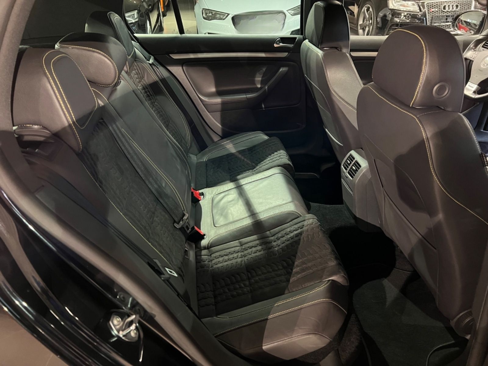 Volkswagen Golf 2.0TFSI DSG GTI Pirelli 2.HAND  nur 92Tkm! foto 17