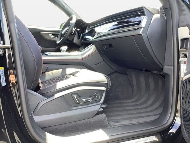 Audi RSQ8 TFSI quattro Performance HD Matrix LED Sche foto 15