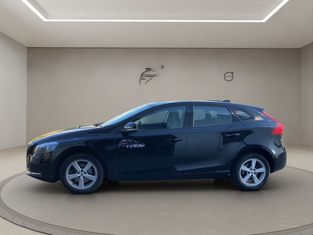 Volvo V40 T2 KINETIC NAVI KLIMAAUTOMATIK PDC Bluetooth foto 2