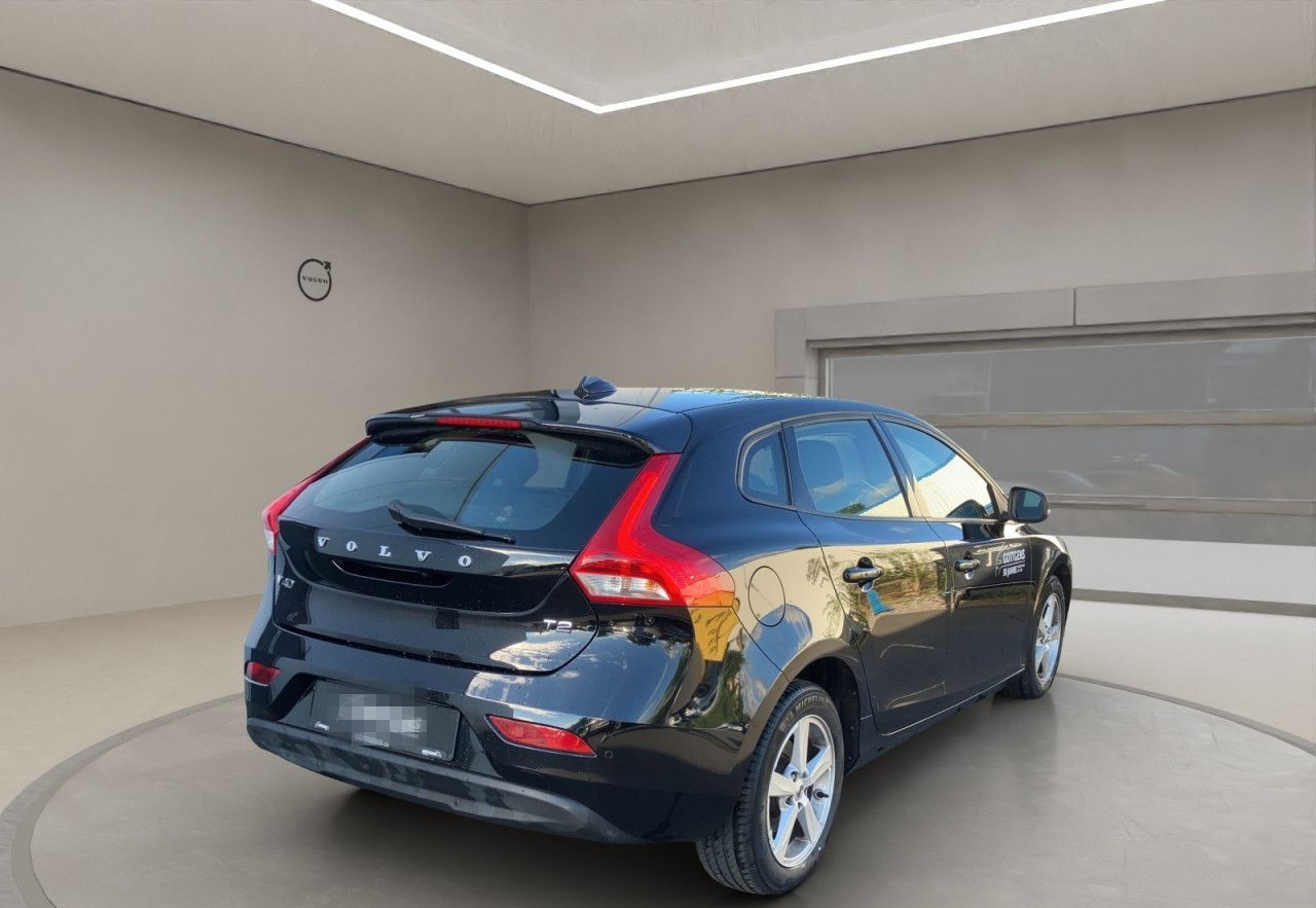 Volvo V40 T2 KINETIC NAVI KLIMAAUTOMATIK PDC Bluetooth foto 4