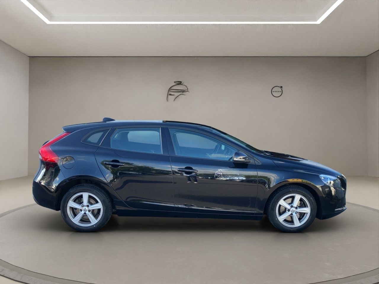 Volvo V40 T2 KINETIC NAVI KLIMAAUTOMATIK PDC Bluetooth foto 5