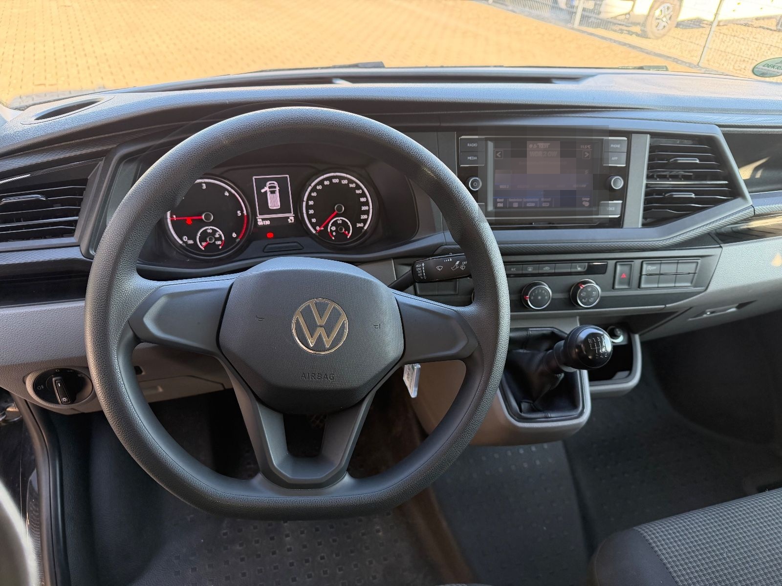 Volkswagen T6.1  2.0TDI LR Flügelt. 9 Sitzer SHZ Komf.Paket foto 11