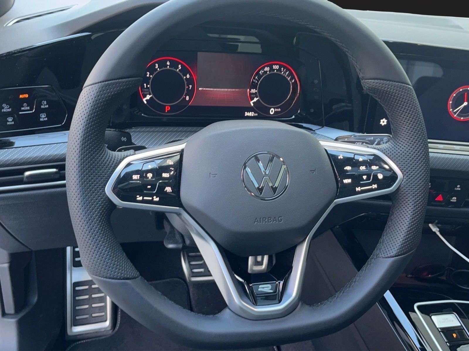 Volkswagen Golf VIII R-Line 1.5 eTSI *Pano*Black-Style* foto 7