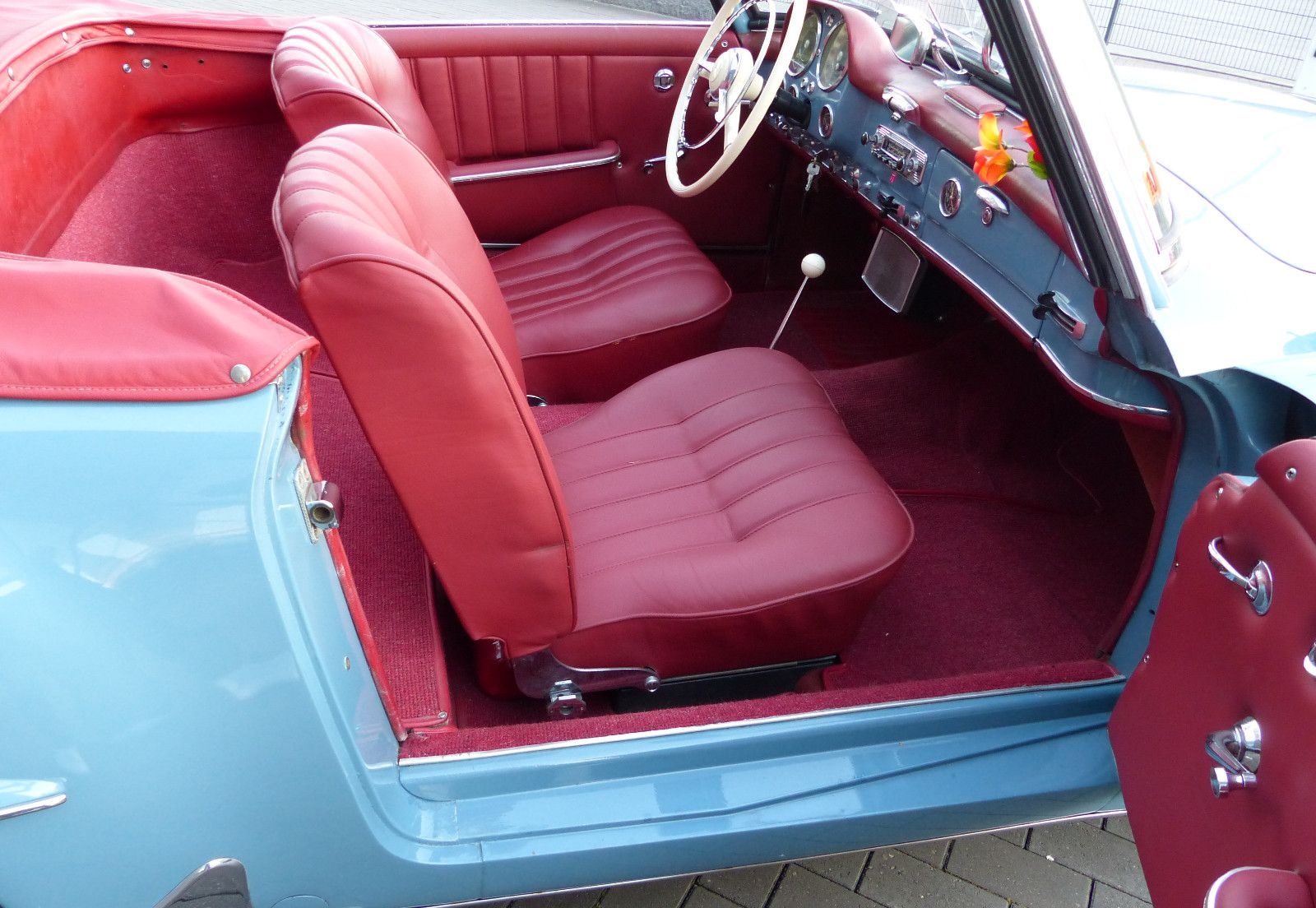 Mercedes-Benz 190 SL foto 12