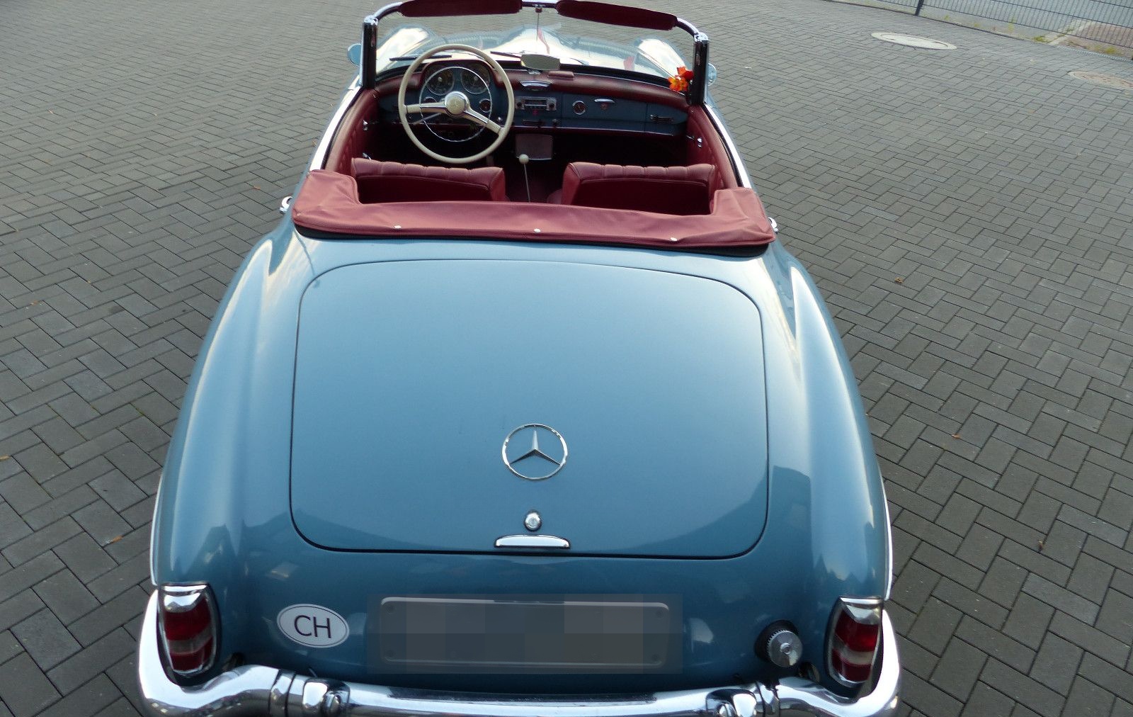 Mercedes-Benz 190 SL foto 4