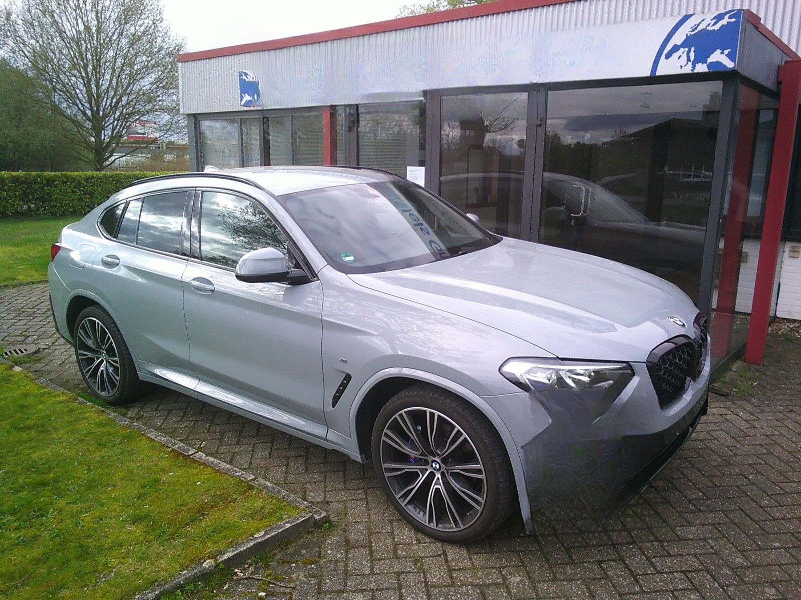 BMW X4 xDrive 30 d M Sport Indivduell 21 Zoll