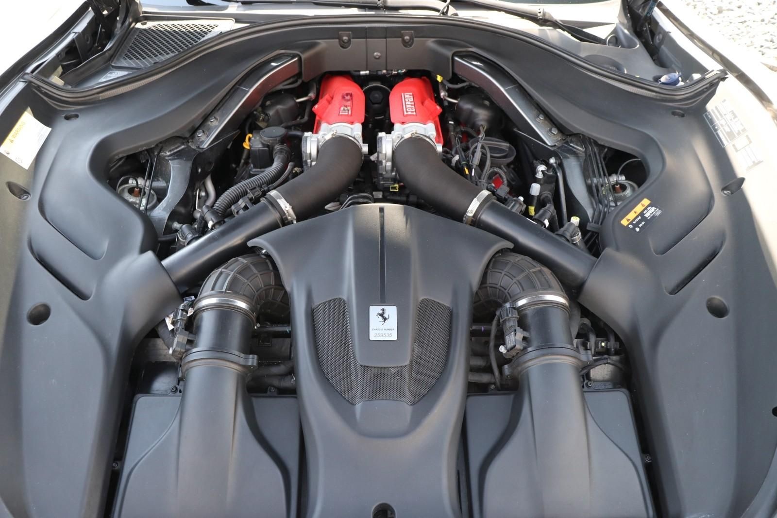Ferrari Roma 3.9 V8 Coupe +MATRIX+SCM+1.HAND+SITZBELÜFTU foto 25