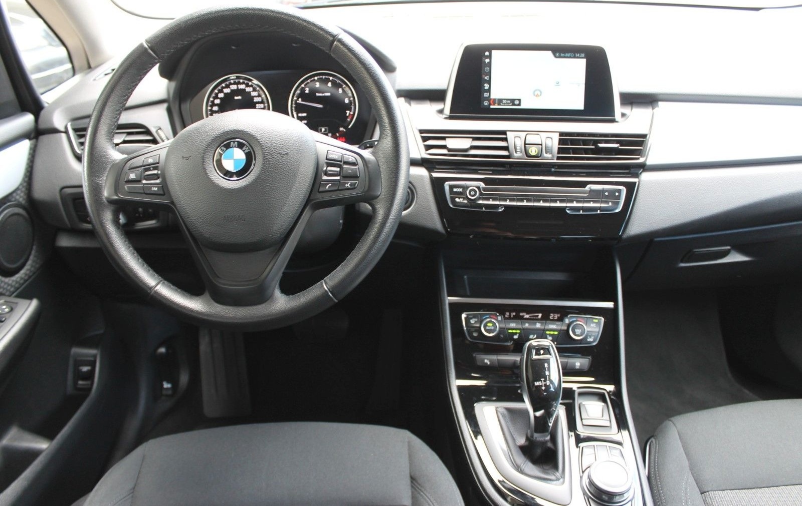 BMW 218i AT Autom. Adv. NAVI, LED, PDC, SHZ, LM, AHK foto 12