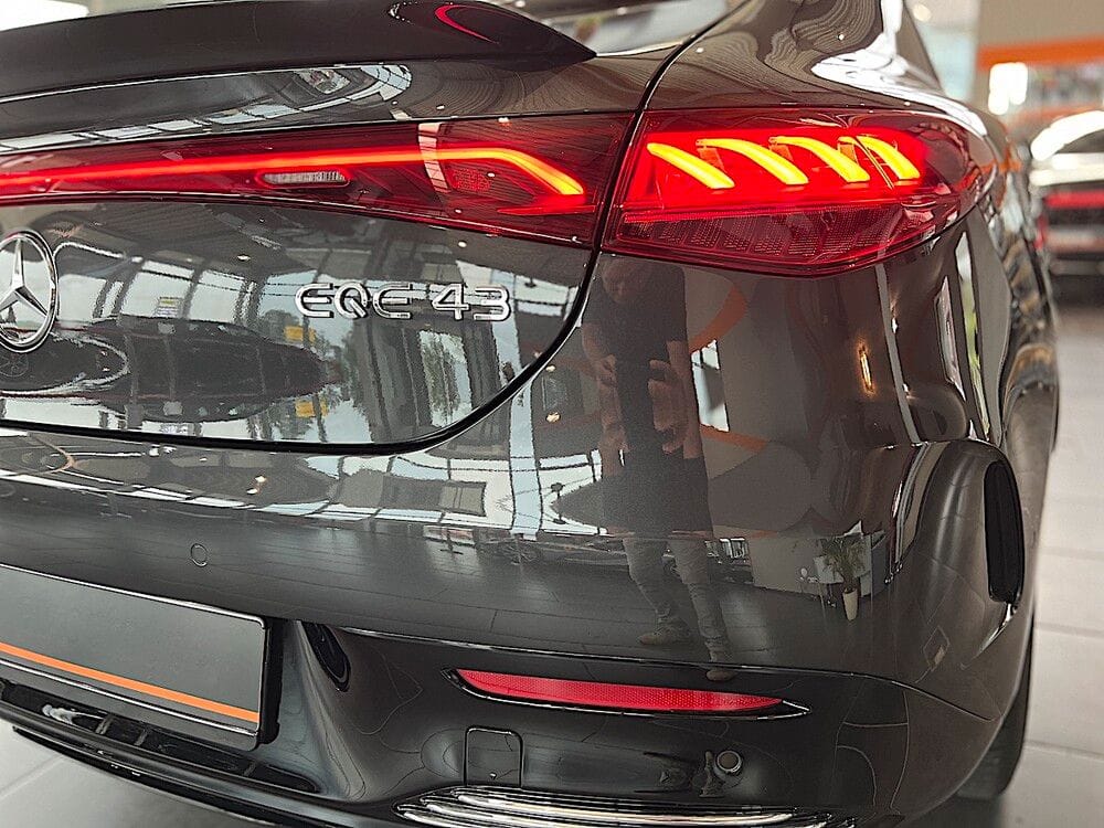 Mercedes-Benz EQE AMG 43 4Matic foto 21
