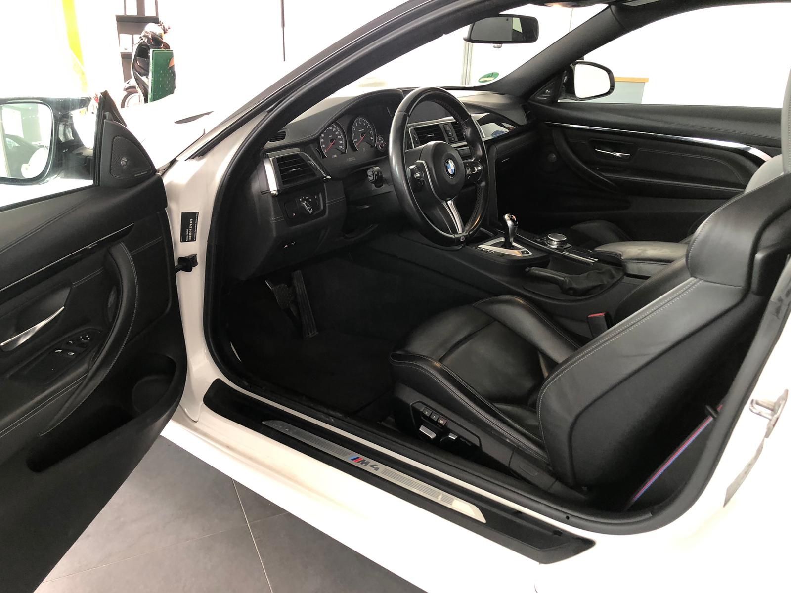 BMW M4 Competition DKG Carbon Individual Schalen foto 12