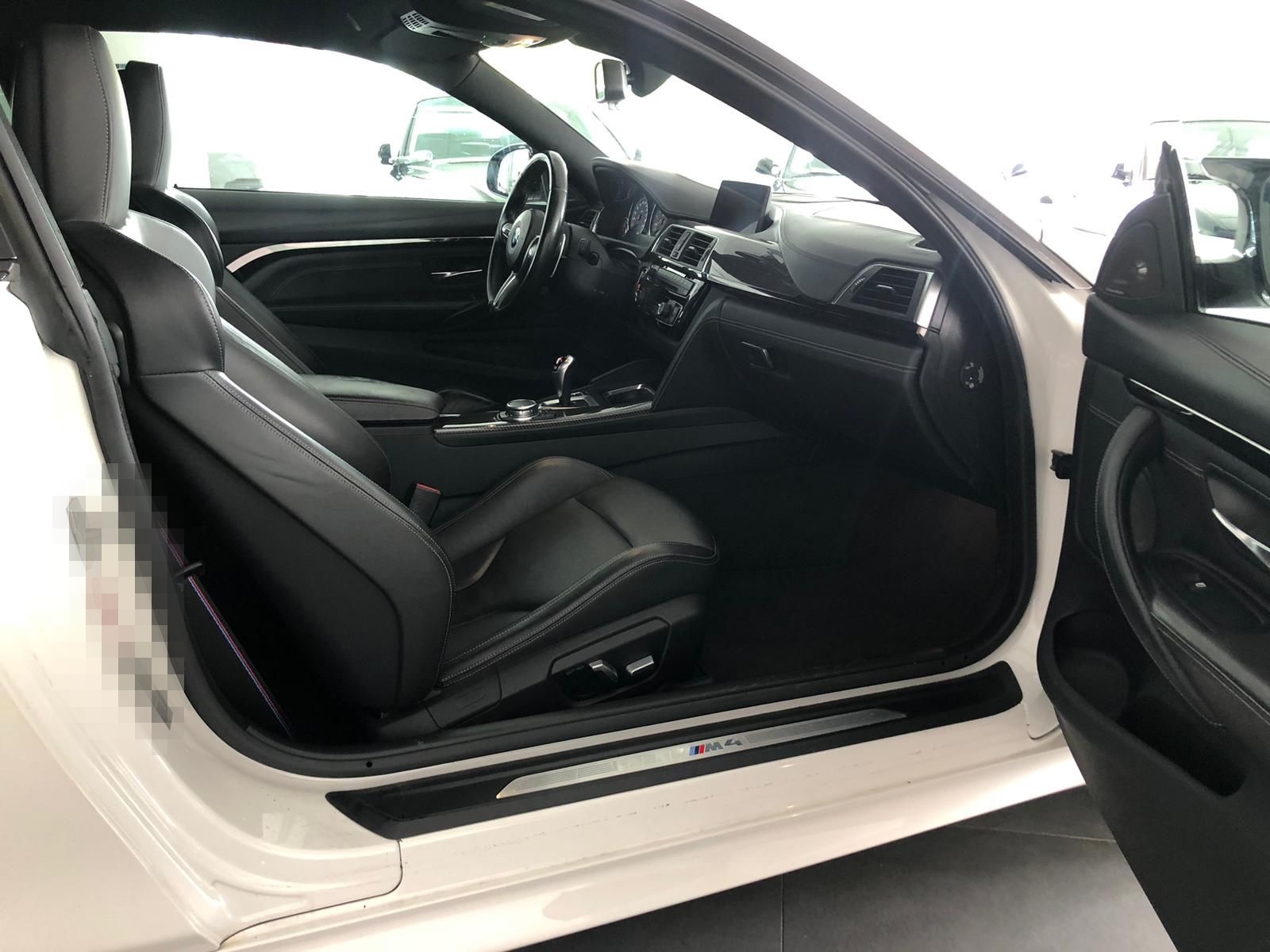 BMW M4 Competition DKG Carbon Individual Schalen foto 13