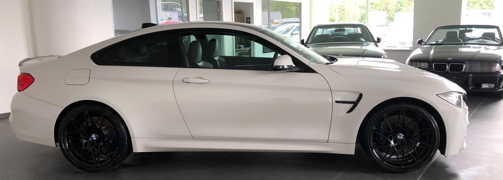 BMW M4 Competition DKG Carbon Individual Schalen foto 6