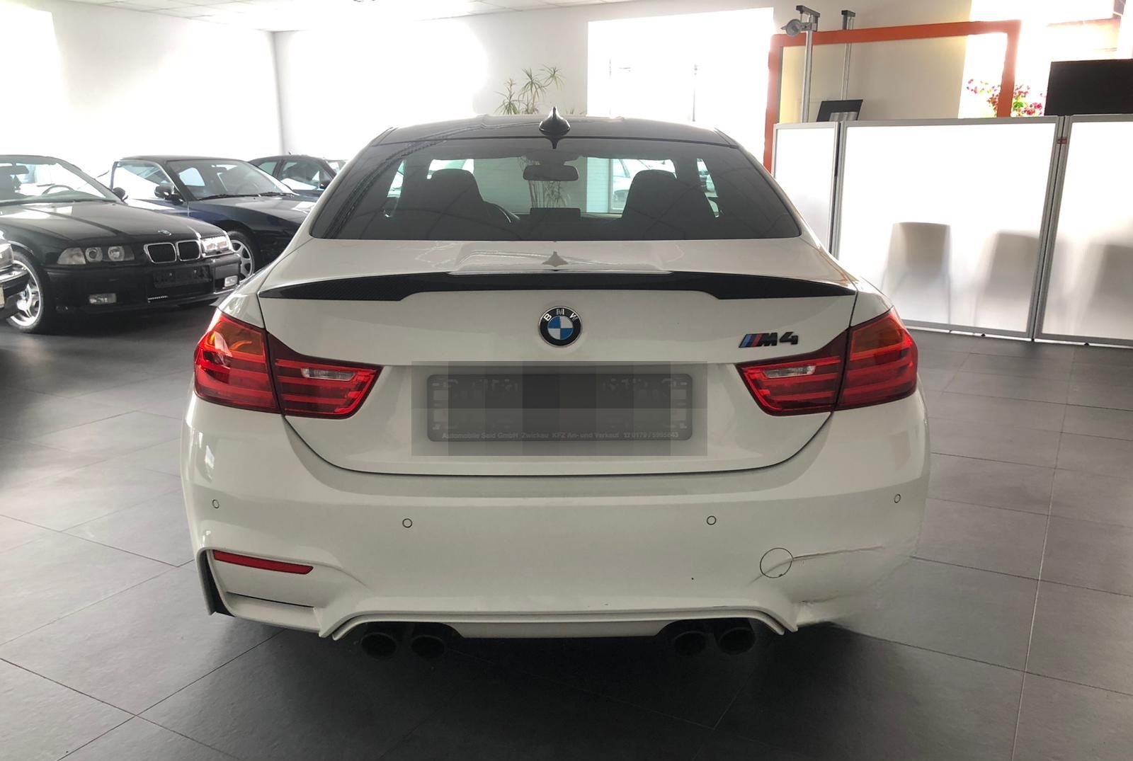 BMW M4 Competition DKG Carbon Individual Schalen foto 8