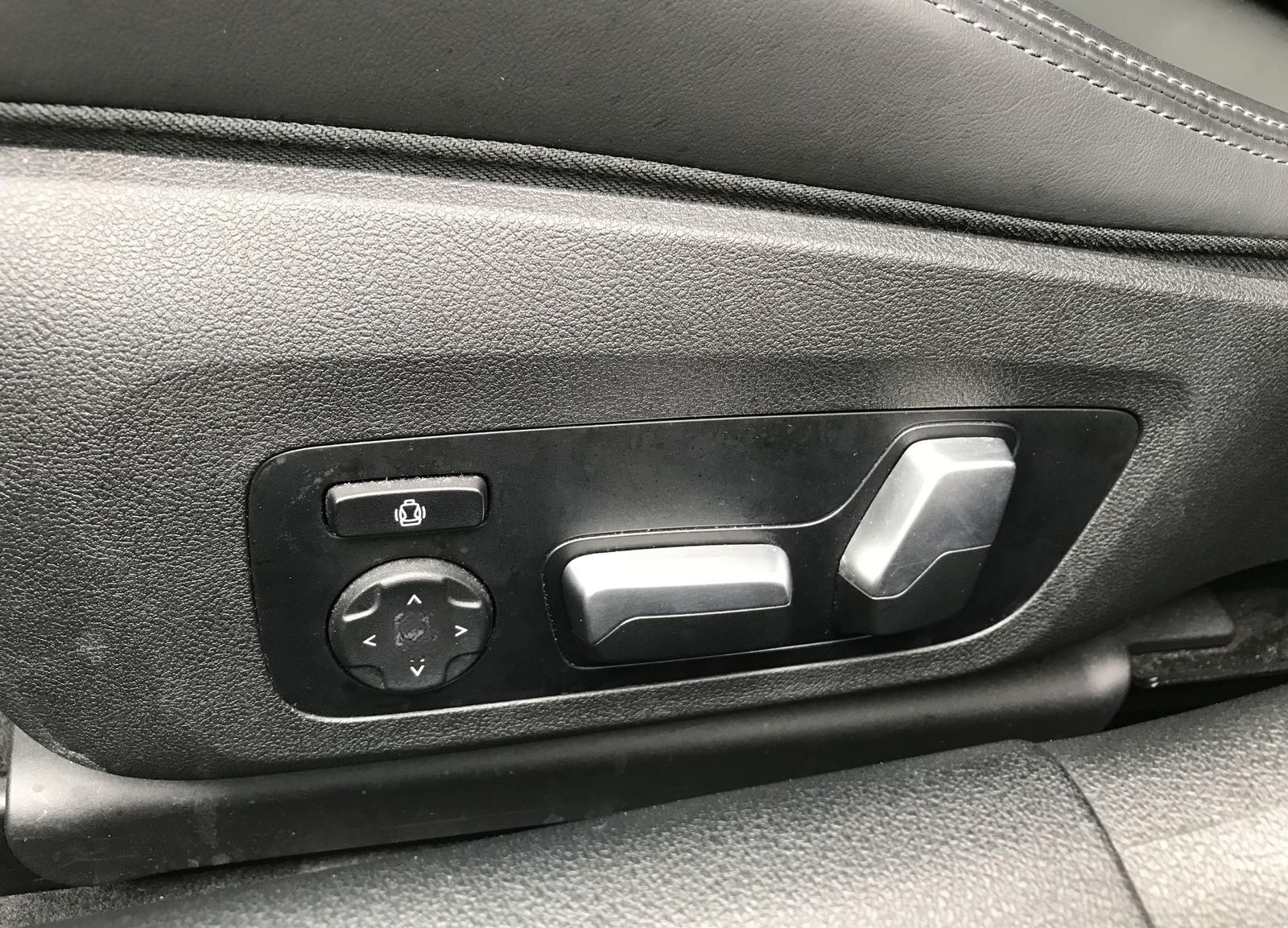 BMW M850i xDrive Gr Head-Up DAB Aktivlenkung WLAN foto 12