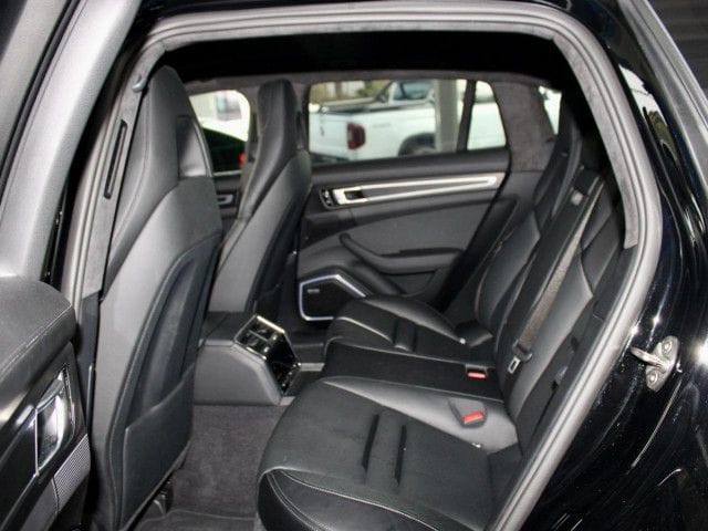 Porsche Panamera Sport Turismo 4.0 GTS absolut voll!! foto 11