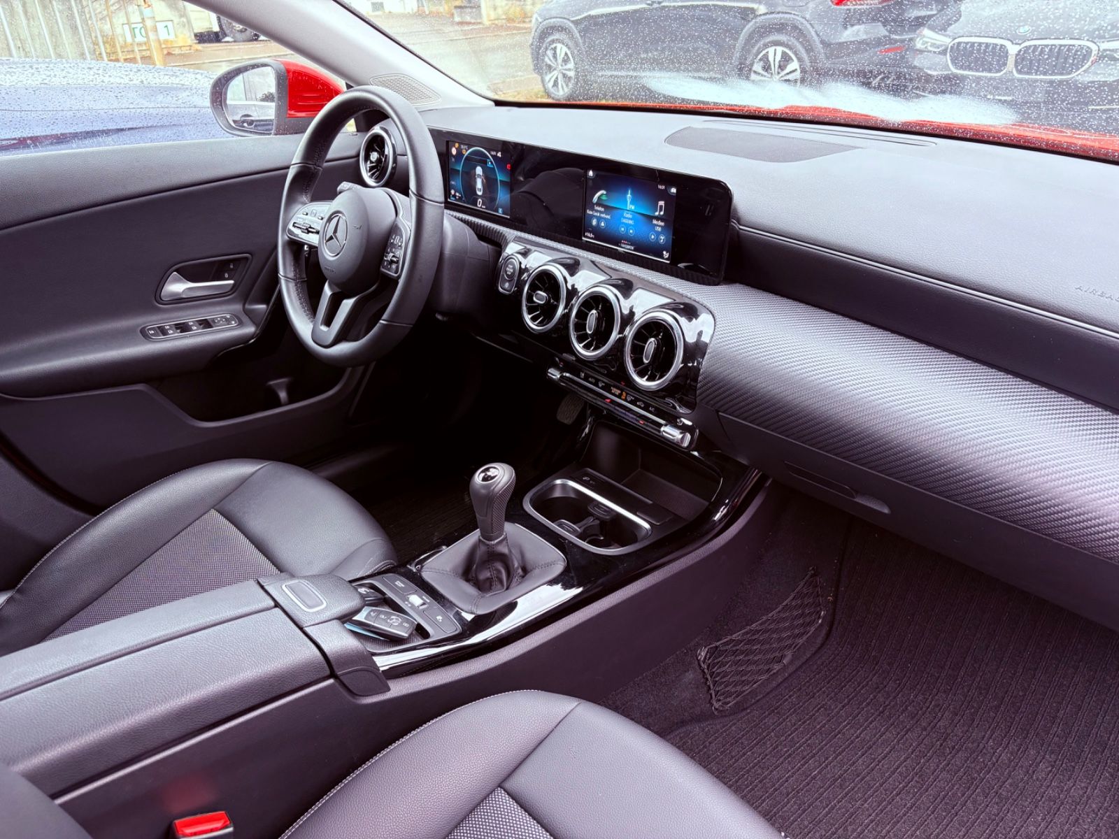 Mercedes-Benz CLA 180|Neues Modell|1.Hand|orig. 41tkm|T-Leder| foto 6